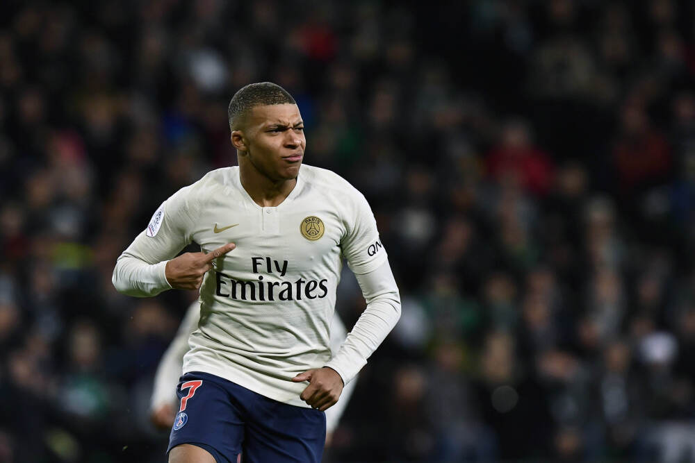 “我身边越来越多同学主动学中文”